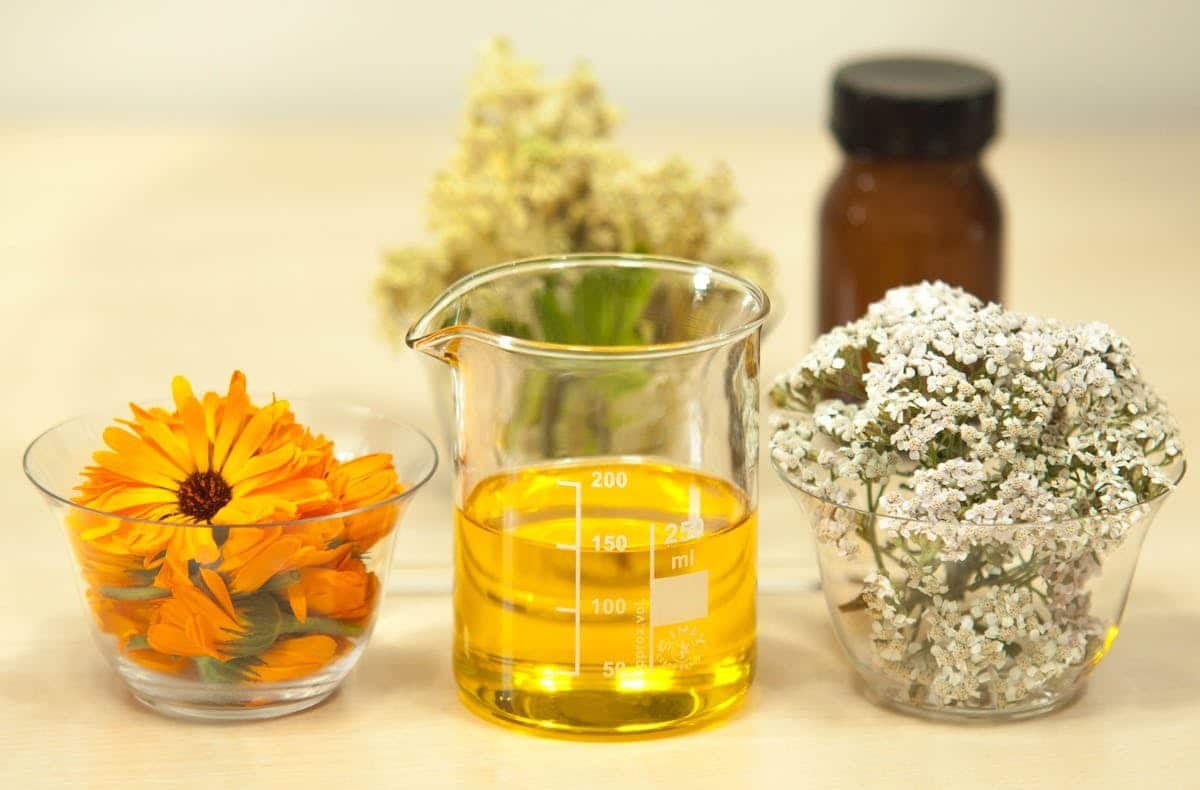 Les huiles essentielles pour une chevelure éclatante et en bonne santé