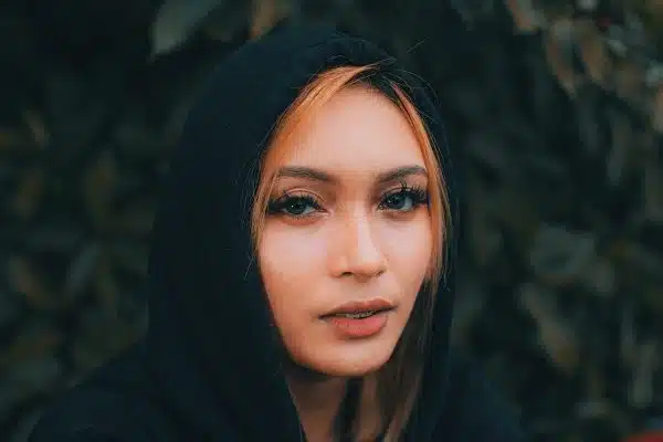 Découvrez les incontournables du maquillage automne/hiver pour être au top de la tendance