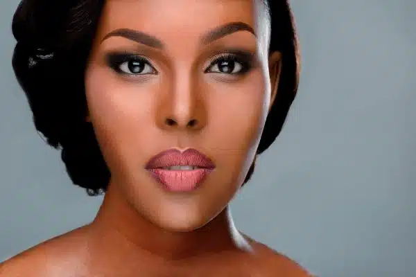 Maquillage naturel : conseils et astuces pour un look frais et lumineux