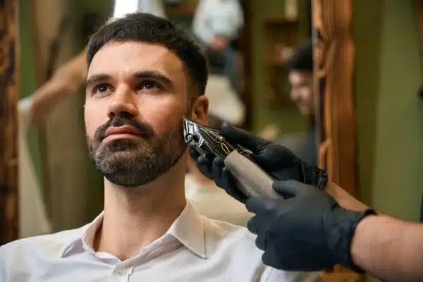En quoi faire le bon choix d’une tondeuse à barbe est important ?