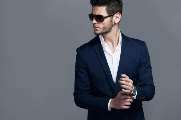 7 vêtements et accessoires masculins qui font craquer les femmes